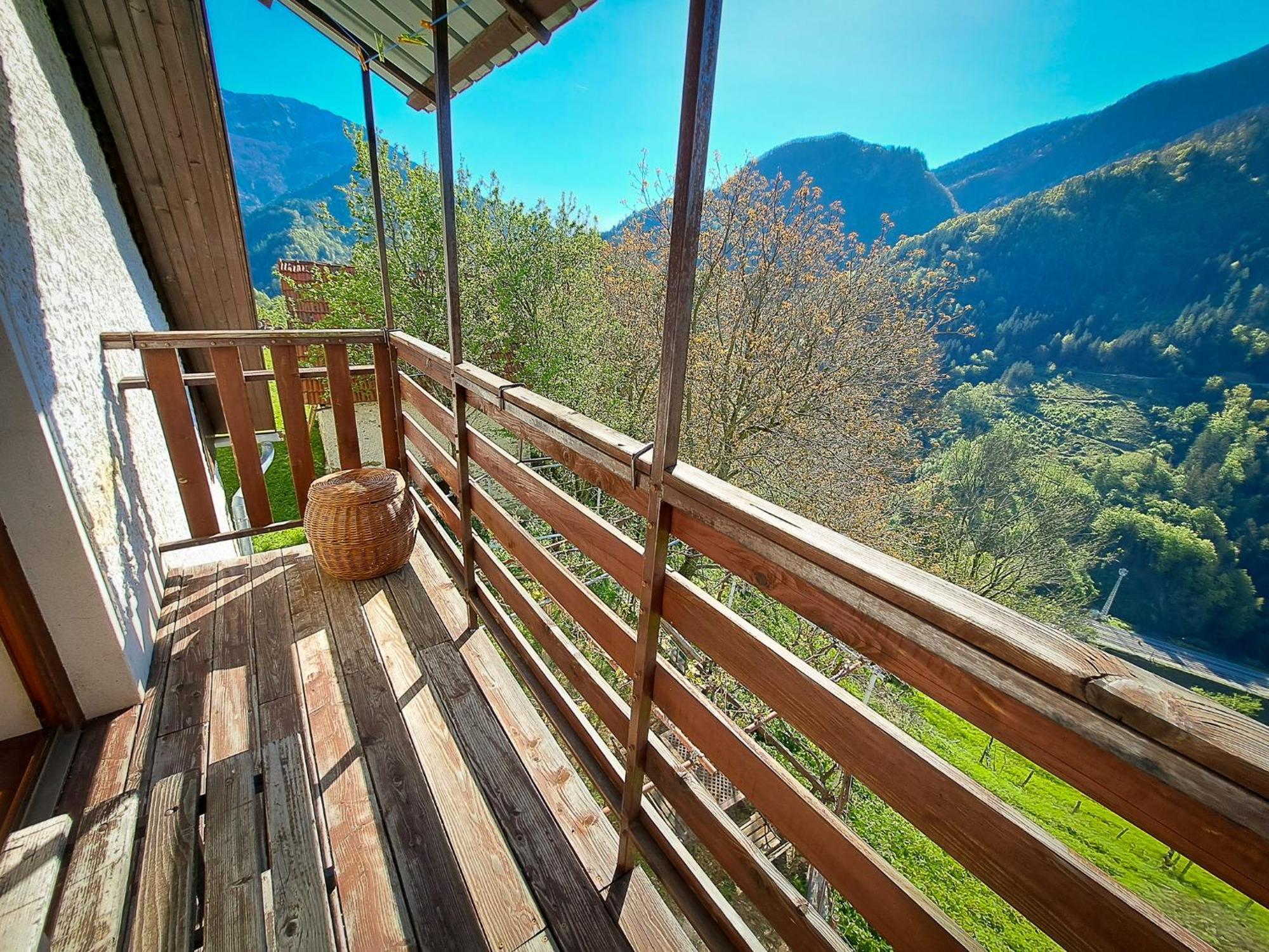 Hikers Hut Hisar Appartement Podbrdo Buitenkant foto