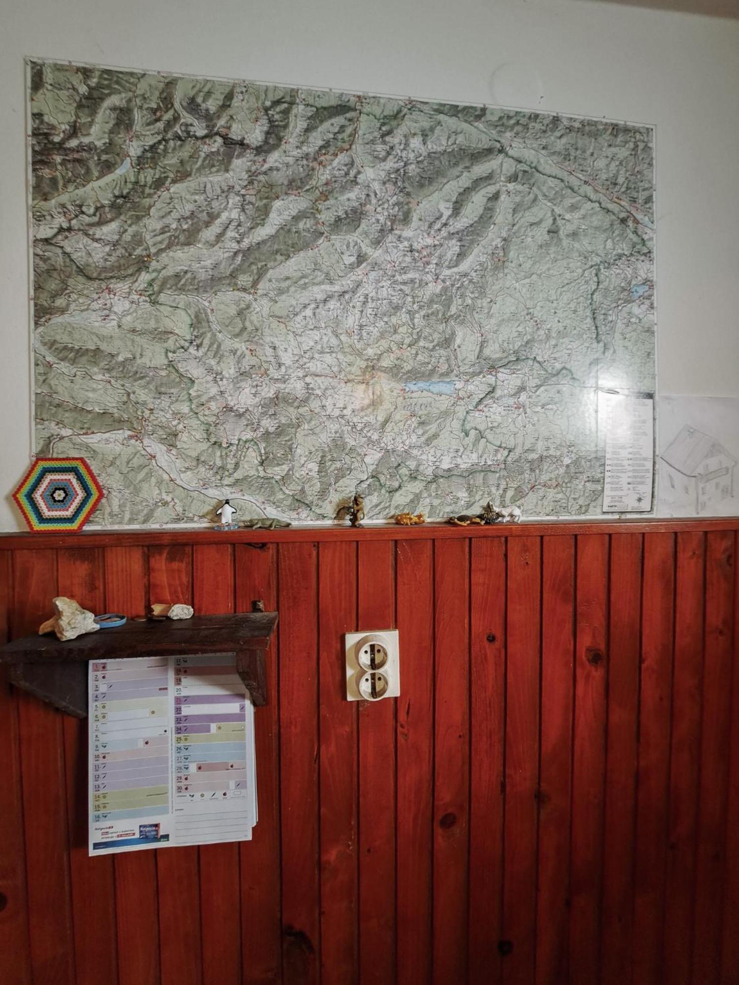 Hikers Hut Hisar Appartement Podbrdo Buitenkant foto
