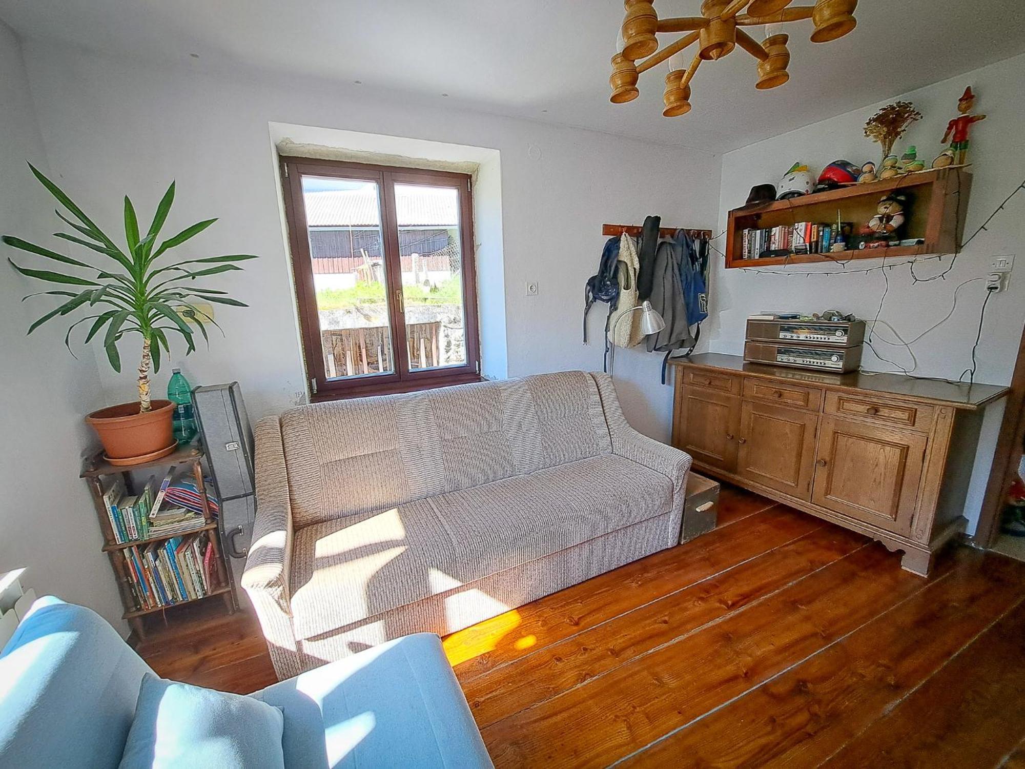 Hikers Hut Hisar Appartement Podbrdo Buitenkant foto